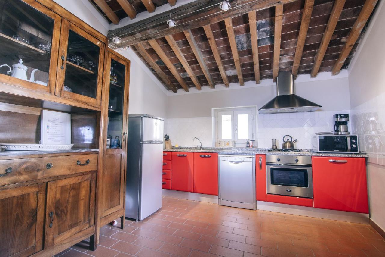 Holiday Home Il Borgo Degli Agrumi Uzzano Exterior photo