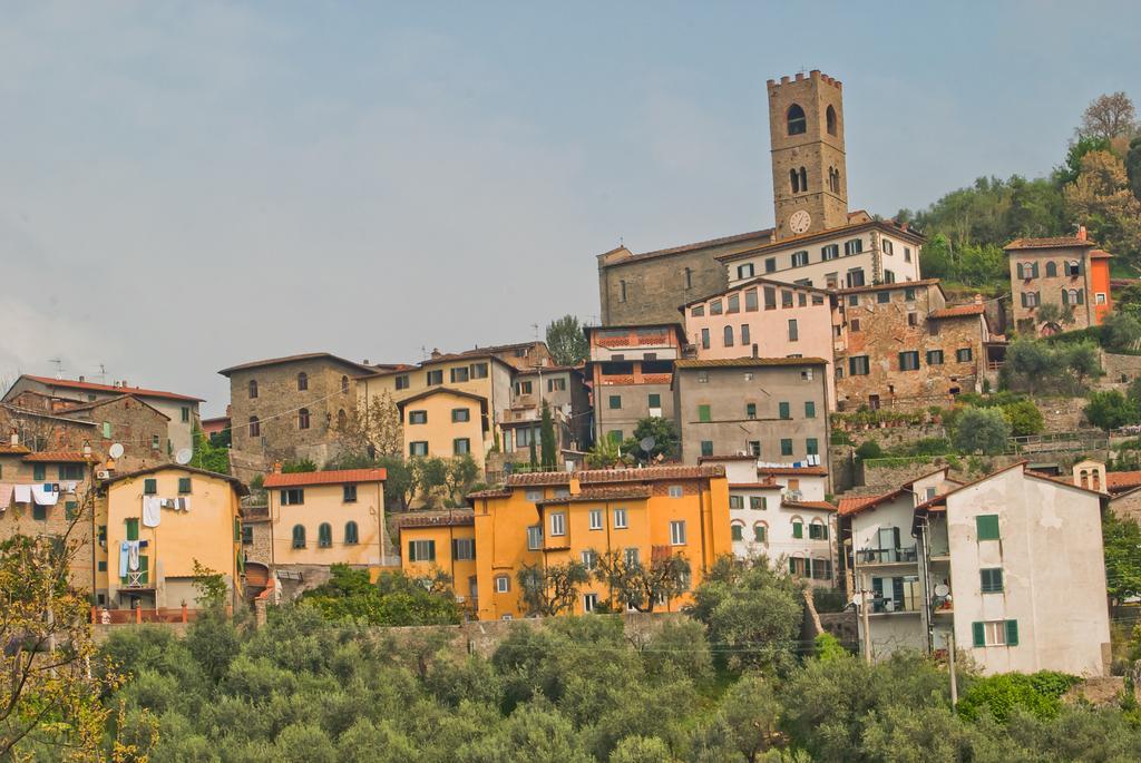 Holiday Home Il Borgo Degli Agrumi Uzzano Exterior photo