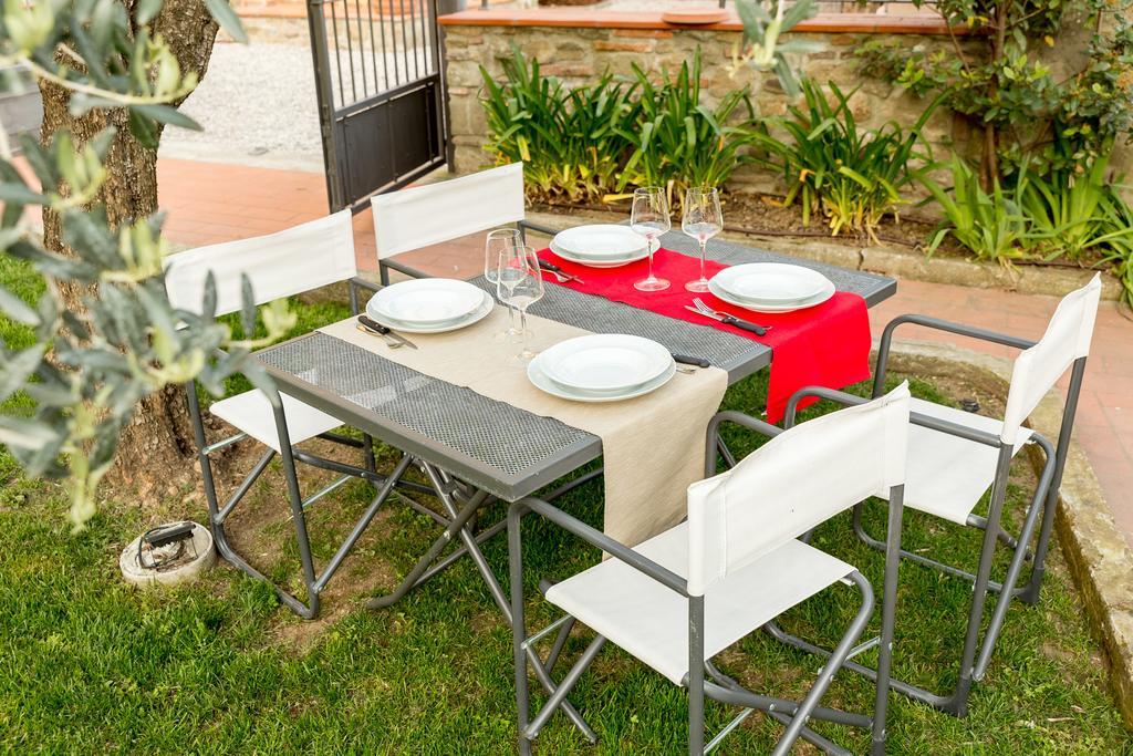 Holiday Home Il Borgo Degli Agrumi Uzzano Exterior photo